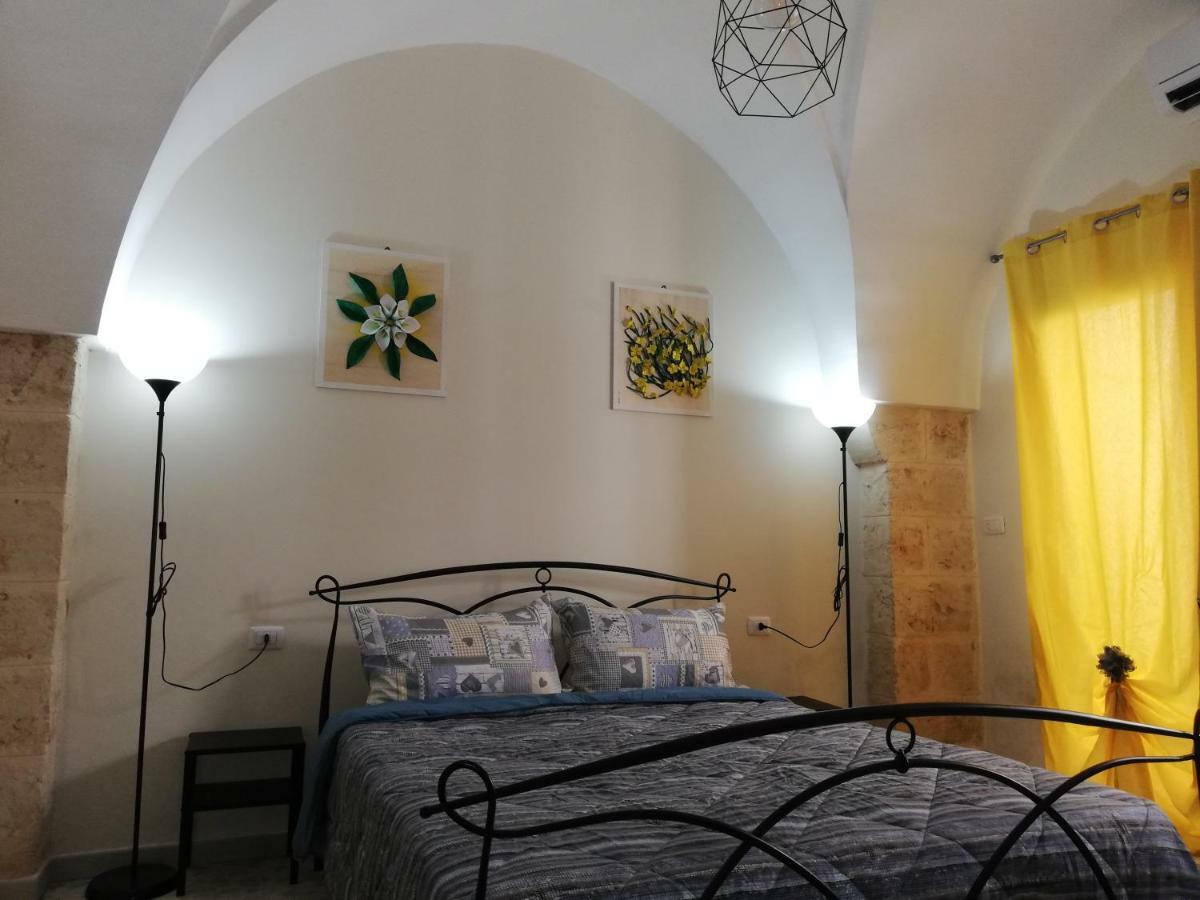 Casa Vacanza In Pieno Centro Storico Vicino Ostuni E La Riserva Di Torre Quaceto San Vito dei Normanni Kamer foto